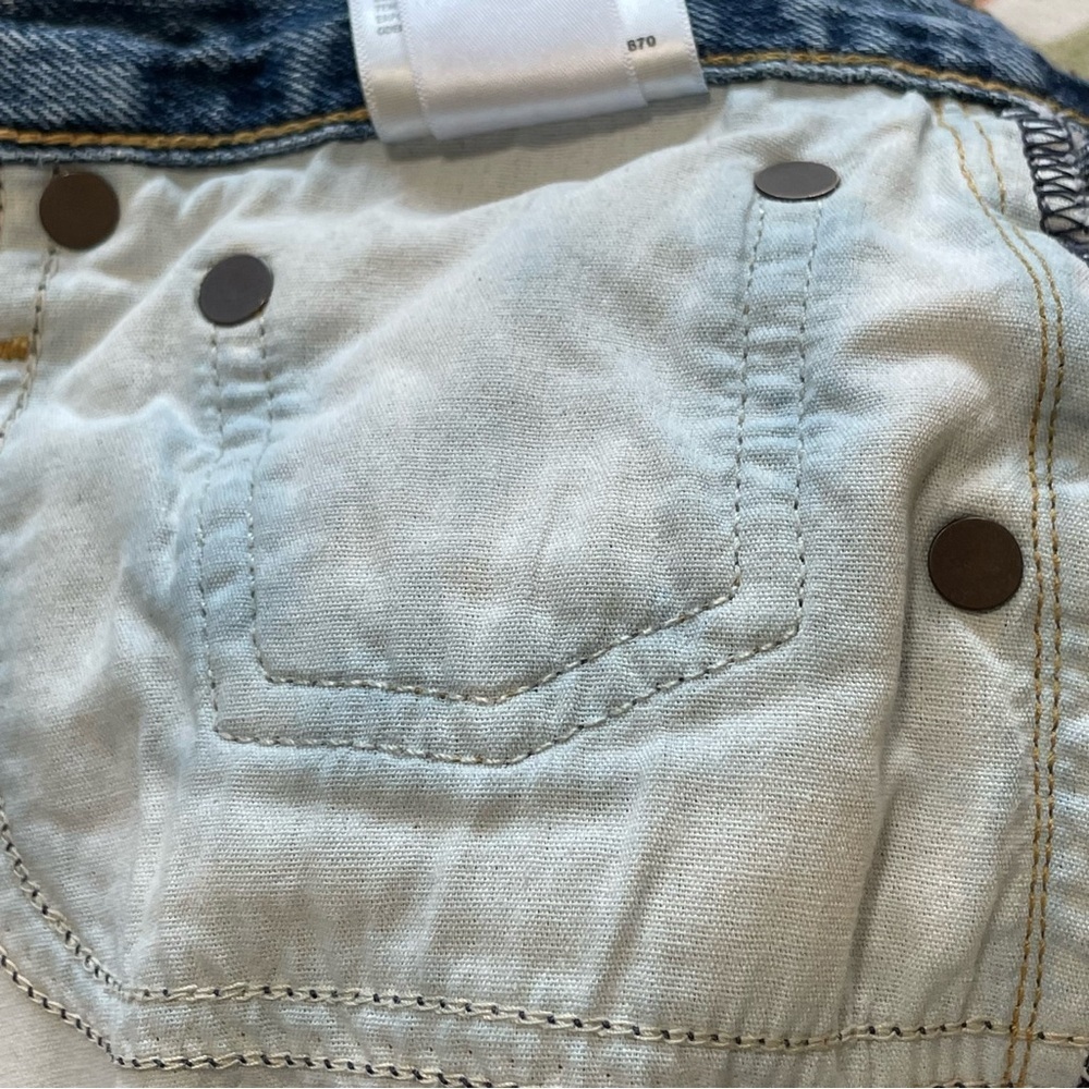 Agolde Riley High Rise Cropped Straight Jeans in Frequency - Picture 16 of 16